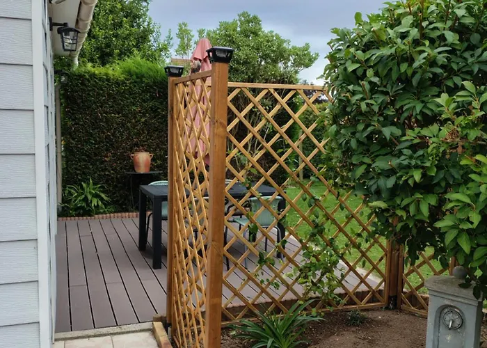 Les Barbiots Jolie Dépendance Proche Plages Hébergement de vacances